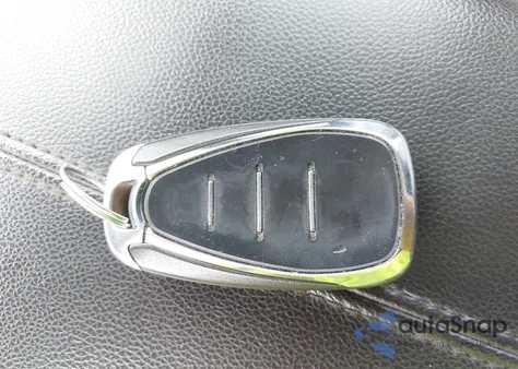 2018 Chevrolet Equinox Premier из США, поврежденный, VIN 2GNAXNEX0J6184861